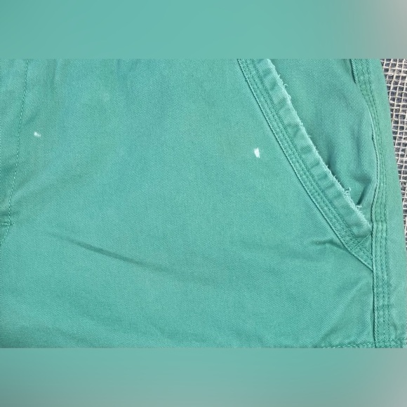 Roebuck & Co Green Denim Cargo Shorts, Size 36, 7 Pockets, Belt Loops - Picture 9 of 9